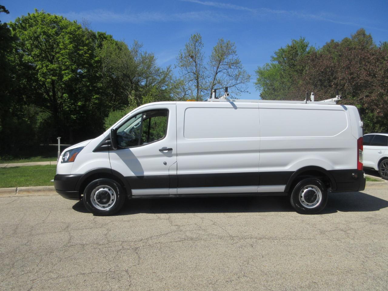 Ford Transit Van T-250 148" Low Rf 9000 GVWR Swing-Out RH Dr 2019