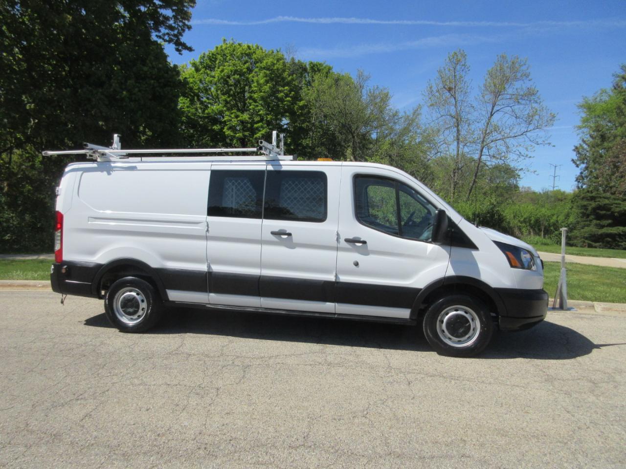 Ford Transit Van T-250 148" Low Rf 9000 GVWR Swing-Out RH Dr 2019