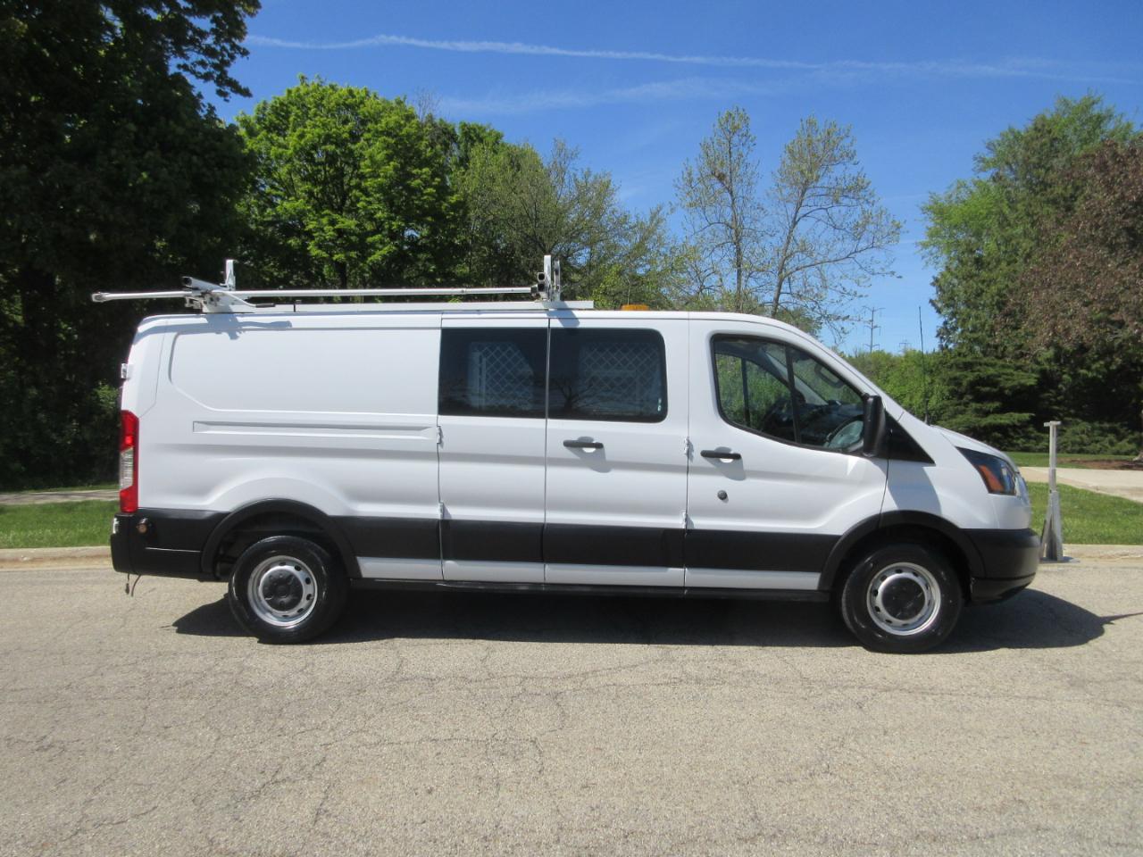 Ford Transit Van T-250 148" Low Rf 9000 GVWR Swing-Out RH Dr 2019