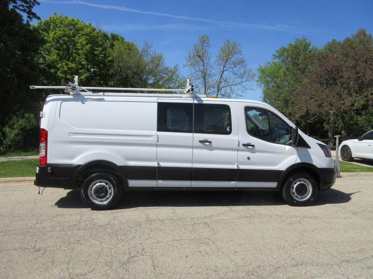 Ford Transit Van T-250 148" Low Rf 9000 GVWR Swing-Out RH Dr 2019