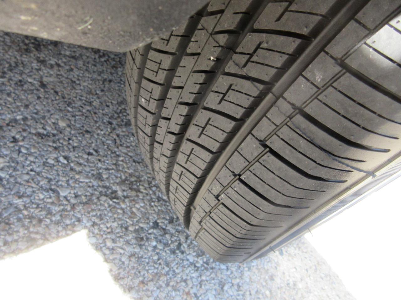 Ford Transit Van T-250 148" Low Rf 9000 GVWR Swing-Out RH Dr 2019