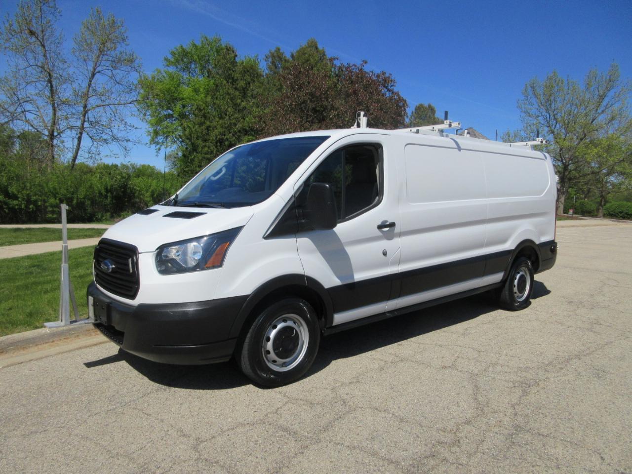 Ford Transit Van T-250 148" Low Rf 9000 GVWR Swing-Out RH Dr 2019