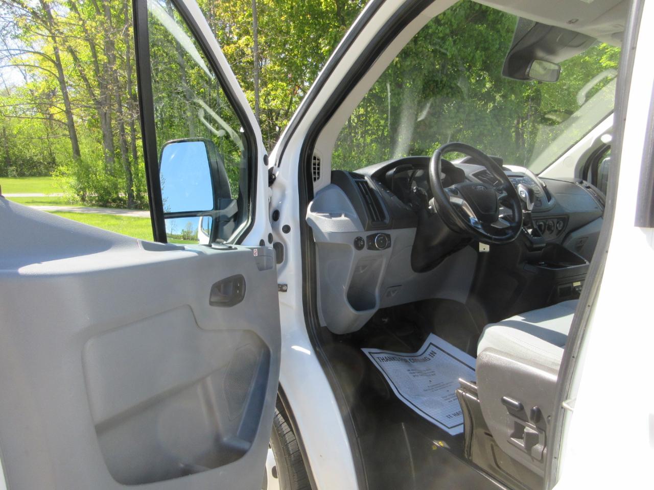 Ford Transit Van T-250 148" Low Rf 9000 GVWR Swing-Out RH Dr 2019