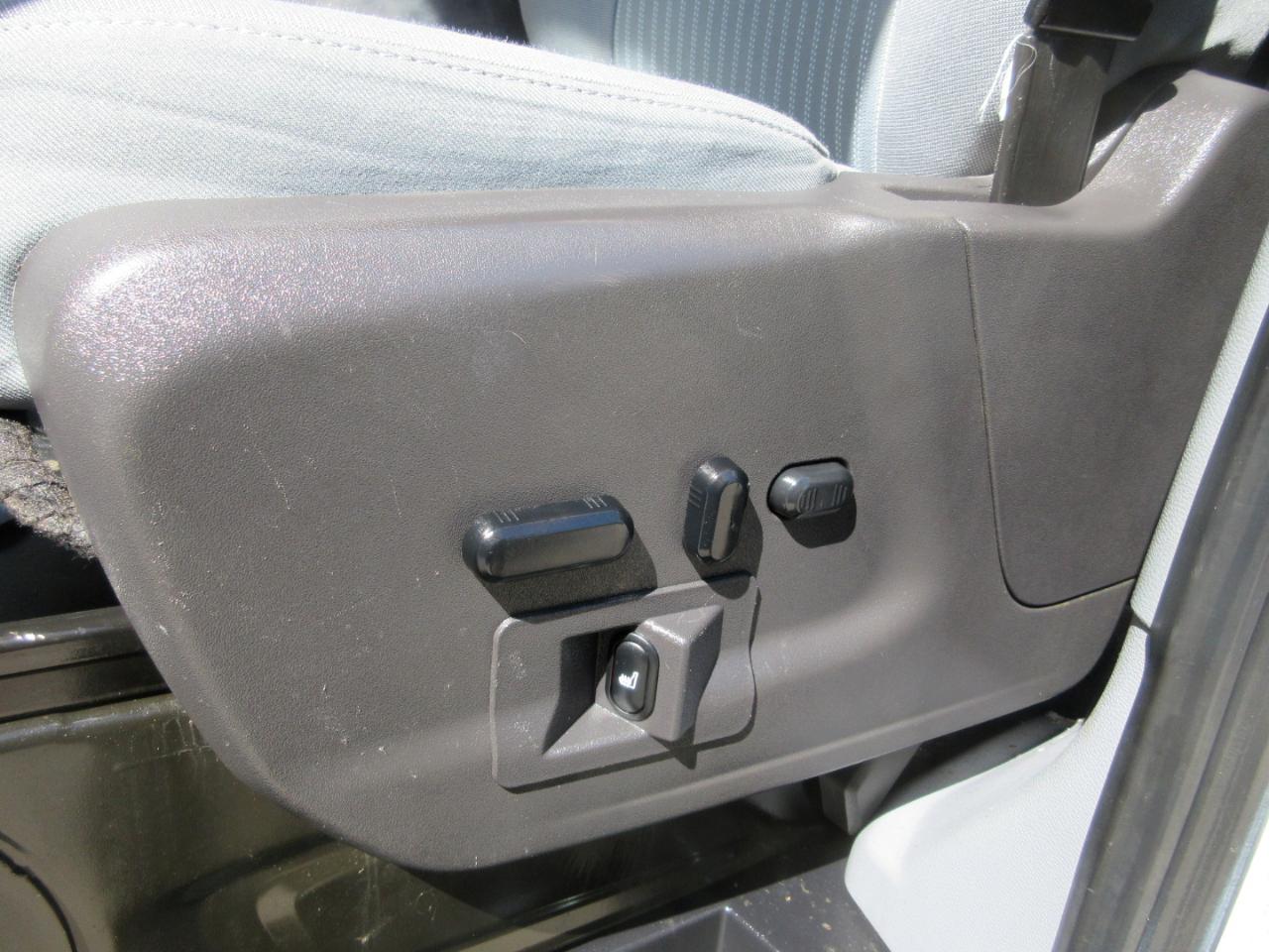 Ford Transit Van T-250 148" Low Rf 9000 GVWR Swing-Out RH Dr 2019