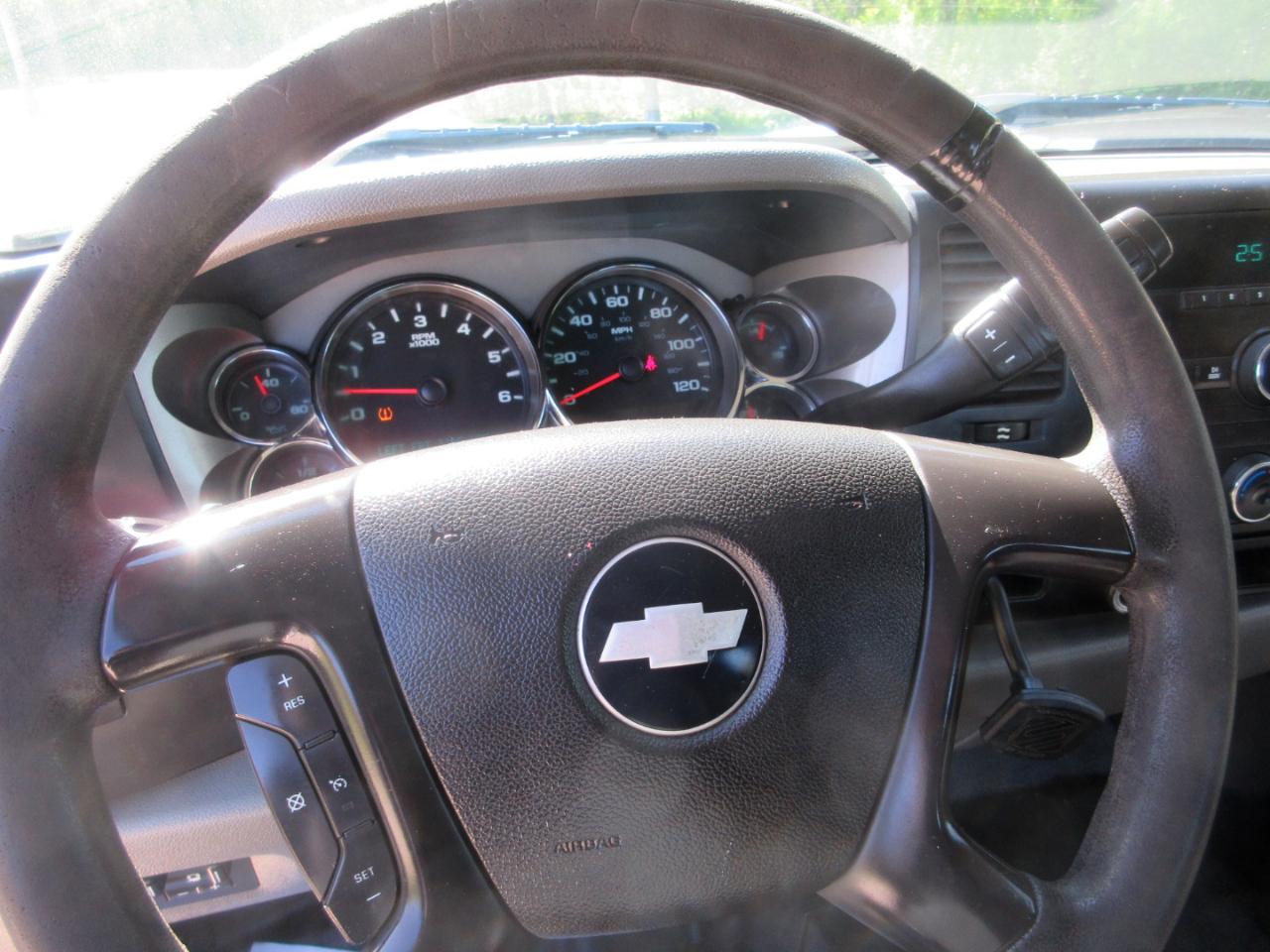 Chevrolet Silverado 2500HD 4WD Ext Cab 158.2" Work Truck 2011