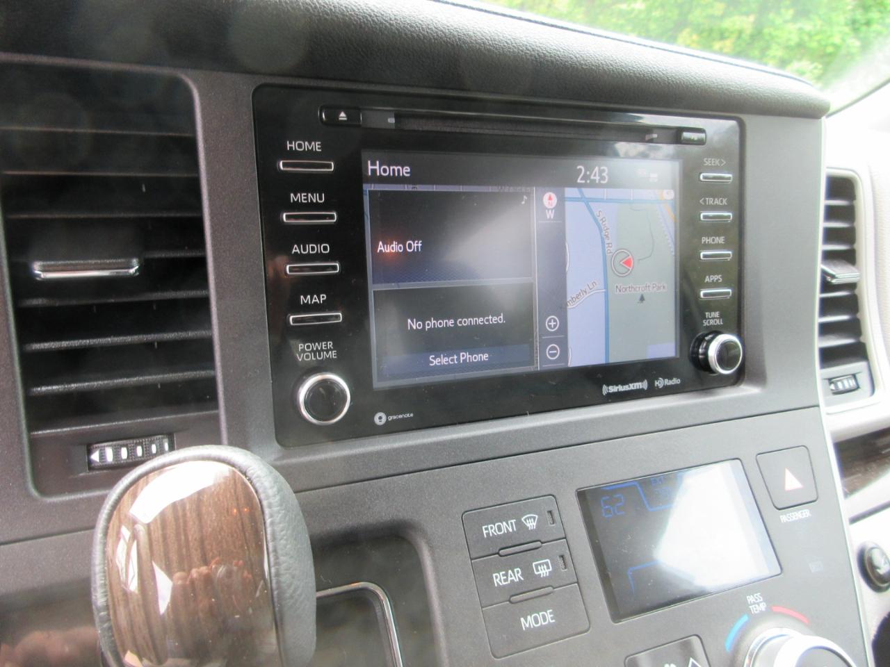 Toyota Sienna XLE Auto Access Seat FWD 7-Passenger (Natl) 2020