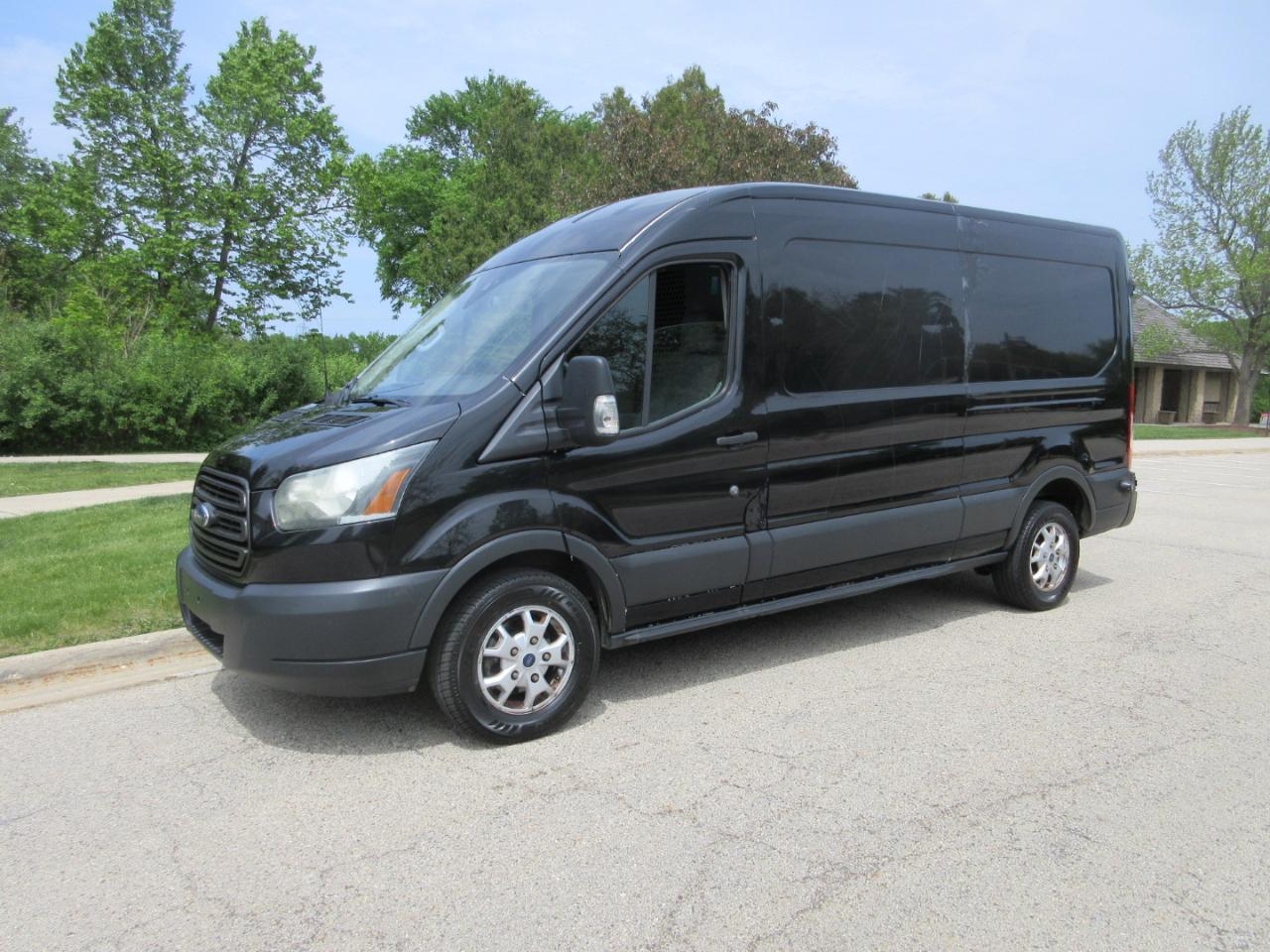 Ford Transit Cargo Van T-250 148" Med Rf 9000 GVWR Sliding RH Dr 2015