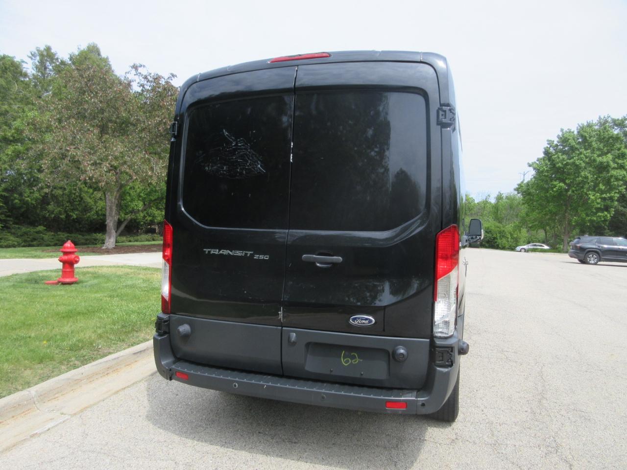 Ford Transit Cargo Van T-250 148" Med Rf 9000 GVWR Sliding RH Dr 2015