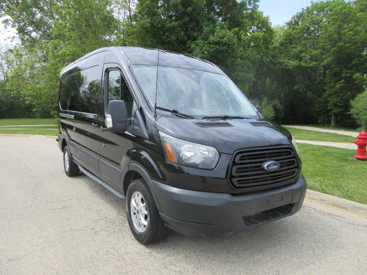 Ford Transit Cargo Van T-250 148" Med Rf 9000 GVWR Sliding RH Dr 2015