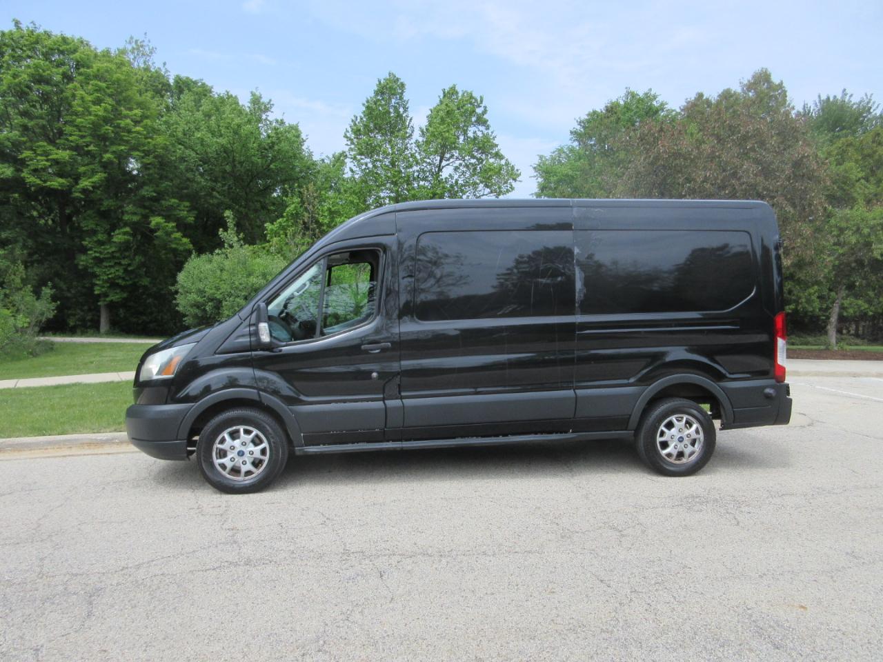 Ford Transit Cargo Van T-250 148" Med Rf 9000 GVWR Sliding RH Dr 2015