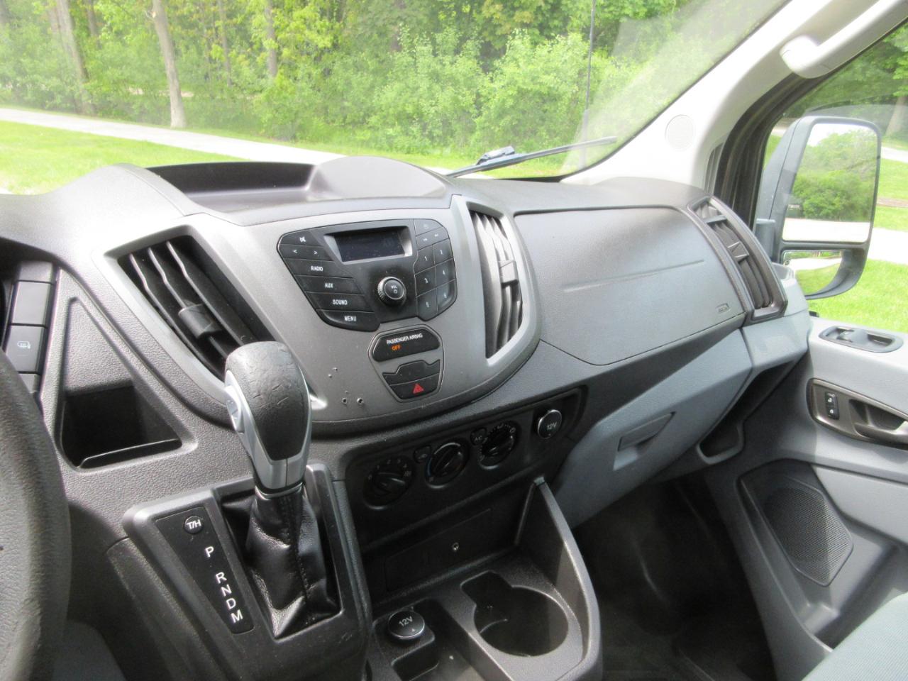 Ford Transit Cargo Van T-250 148" Med Rf 9000 GVWR Sliding RH Dr 2015