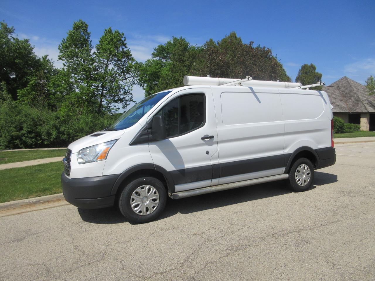 Ford Transit Cargo Van T-250 130" Low Rf 9000 GVWR Swing-Out RH Dr 2015