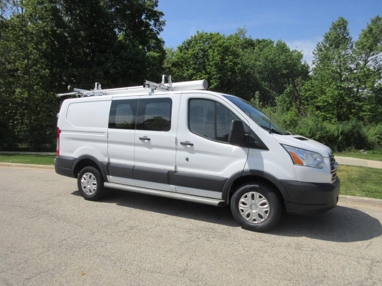 Ford Transit Cargo Van T-250 130" Low Rf 9000 GVWR Swing-Out RH Dr 2015