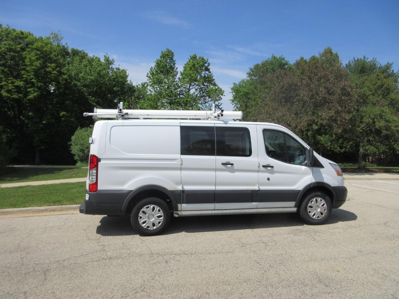 Ford Transit Cargo Van T-250 130" Low Rf 9000 GVWR Swing-Out RH Dr 2015