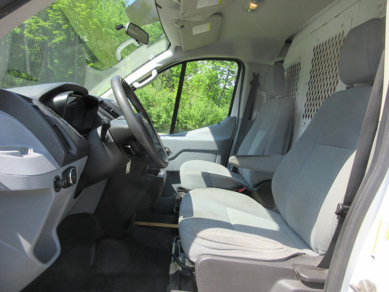 Ford Transit Cargo Van T-250 130" Low Rf 9000 GVWR Swing-Out RH Dr 2015