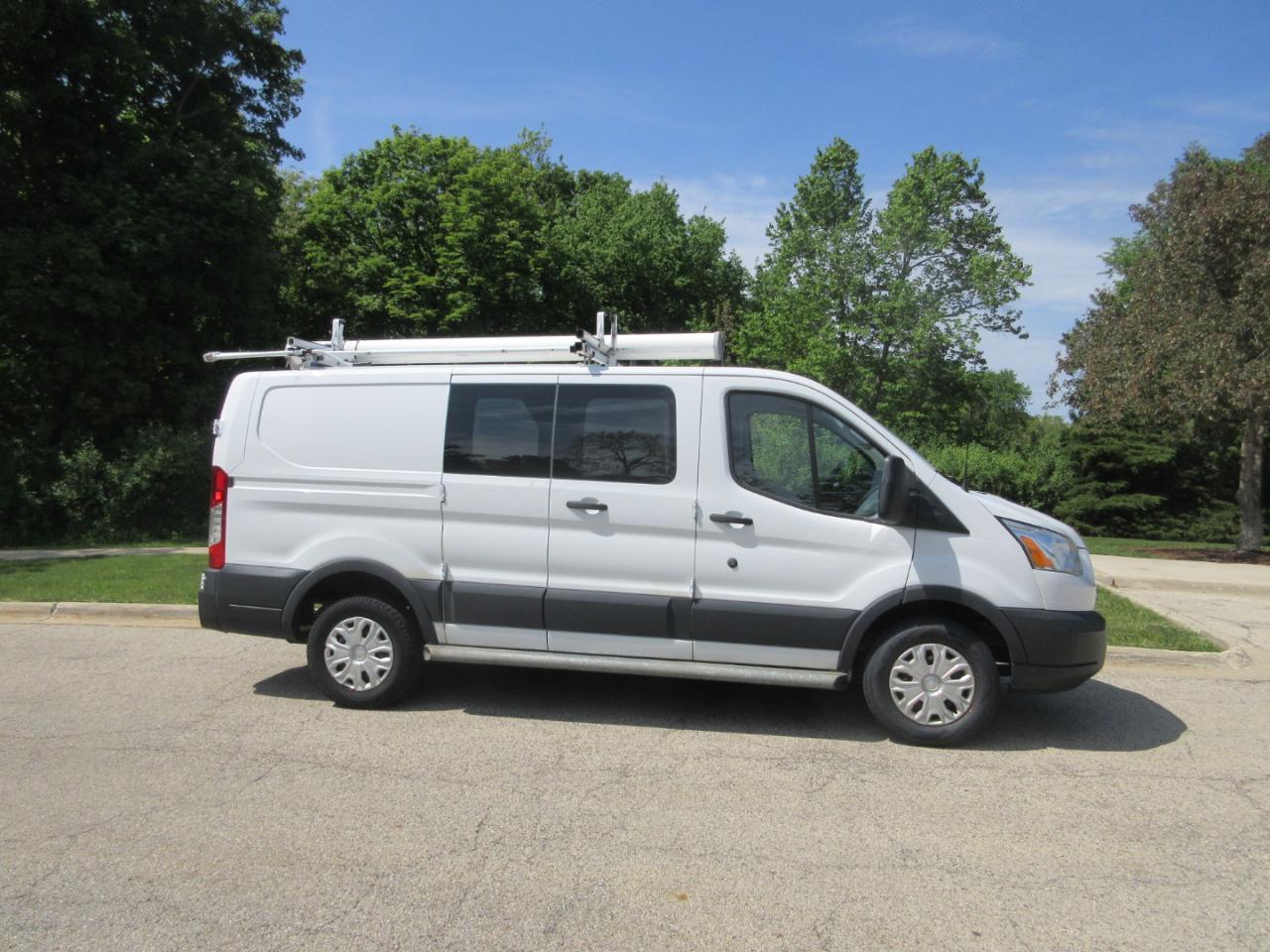Ford Transit Cargo Van T-250 130" Low Rf 9000 GVWR Swing-Out RH Dr 2015