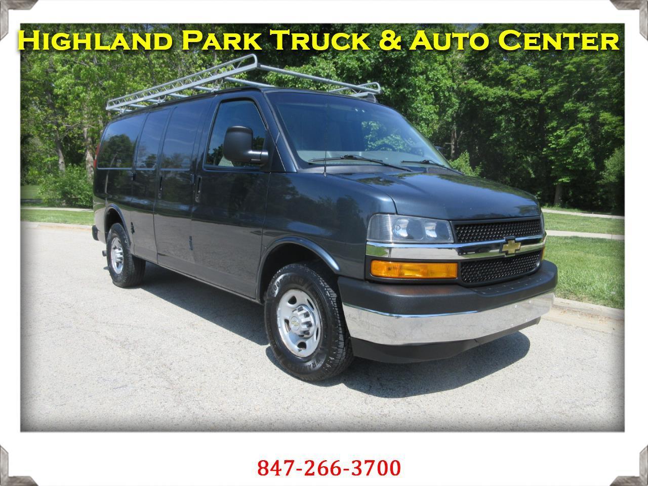 Chevrolet Express Cargo Van RWD 2500 135" 2020