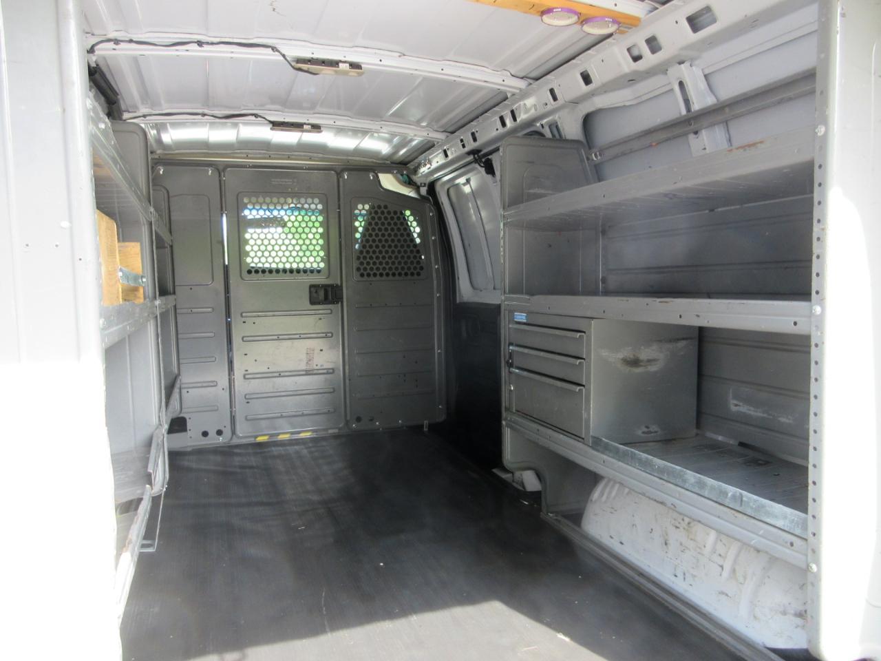 Chevrolet Express Cargo Van RWD 2500 135" 2019