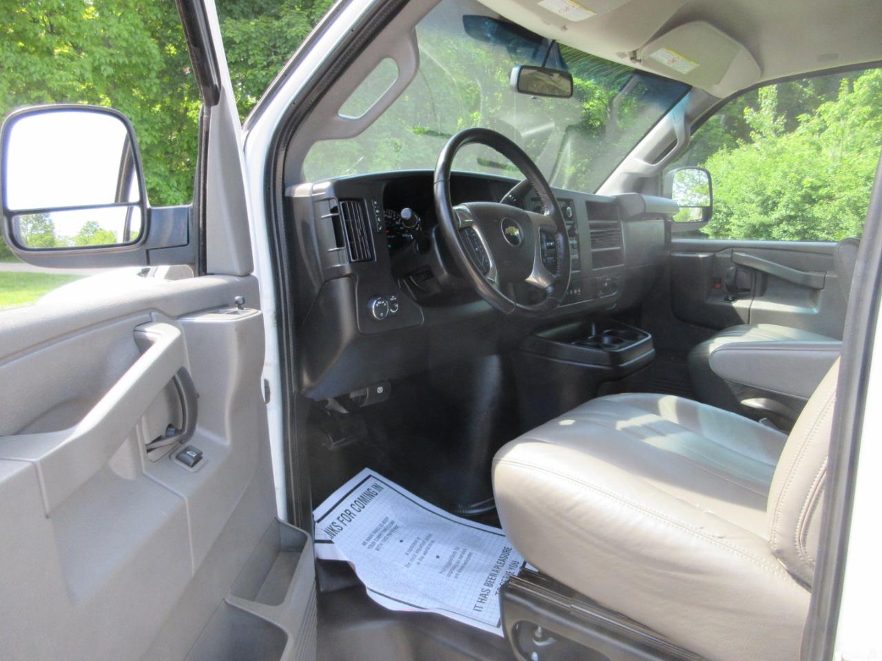 Chevrolet Express Cargo Van RWD 2500 135" 2019