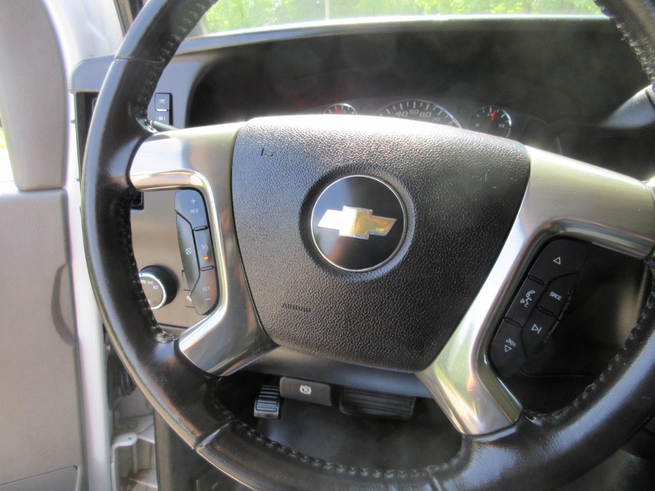 Chevrolet Express Cargo Van RWD 2500 135" 2019