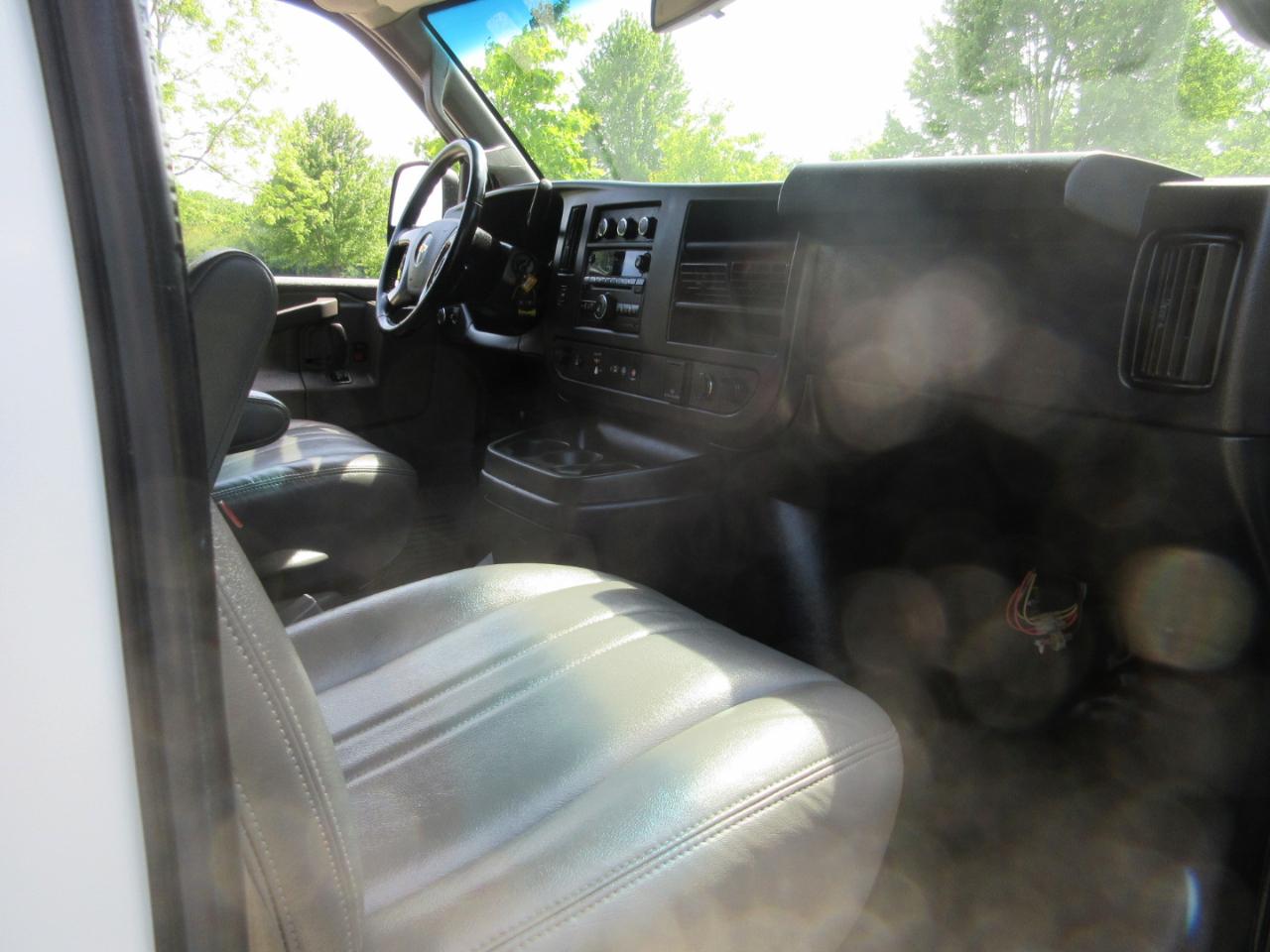 Chevrolet Express Cargo Van RWD 2500 135" 2019
