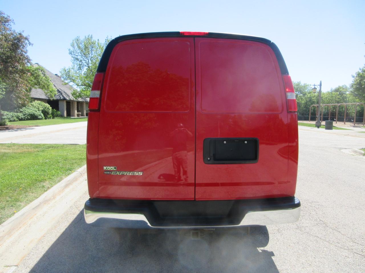 Chevrolet Express Cargo Van RWD 2500 135" 2017