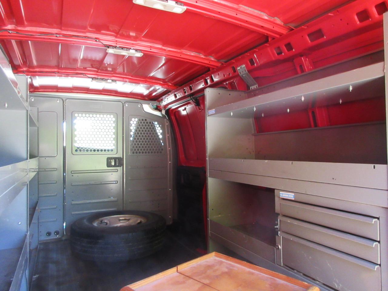 Chevrolet Express Cargo Van RWD 2500 135" 2017