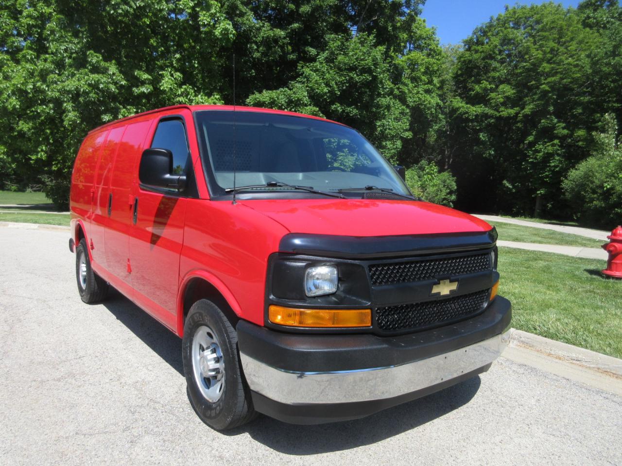 Chevrolet Express Cargo Van RWD 2500 135" 2017