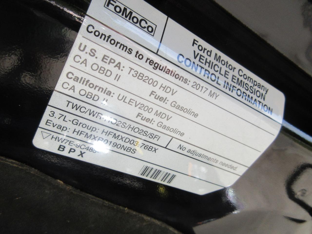 Ford Transit Van T-250 148" Med Rf 9000 GVWR Sliding RH Dr 2017