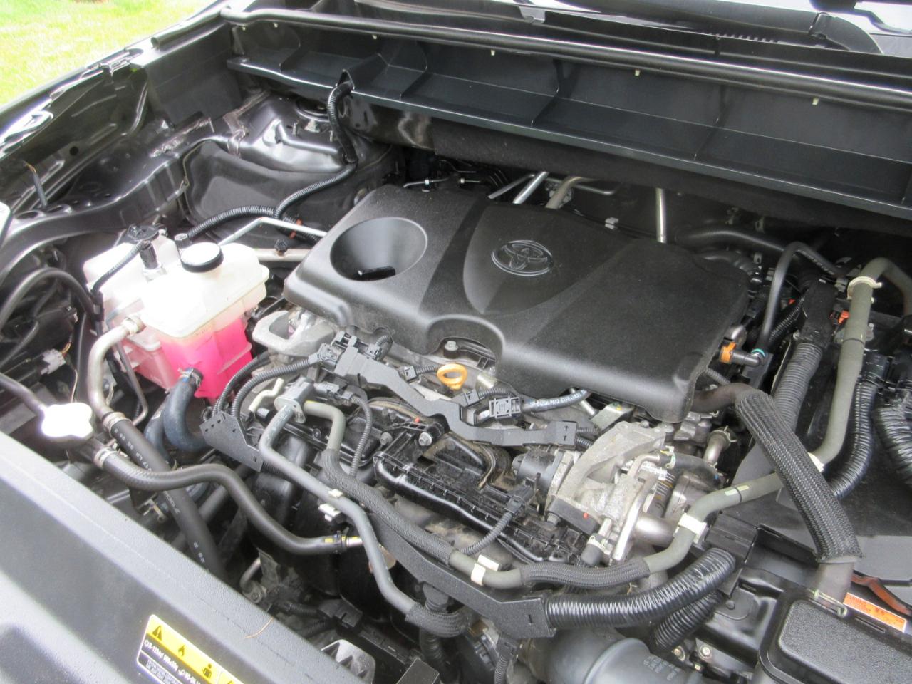 Toyota Highlander Hybrid XLE FWD (Natl) 2021