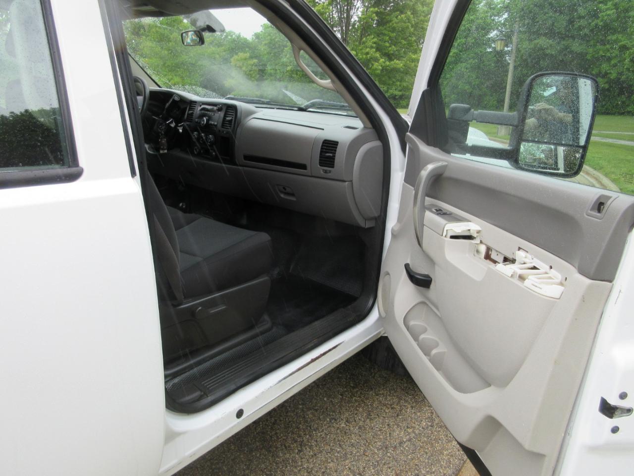 Chevrolet Silverado 2500HD 4WD Crew Cab 167.7" Work Truck 2012