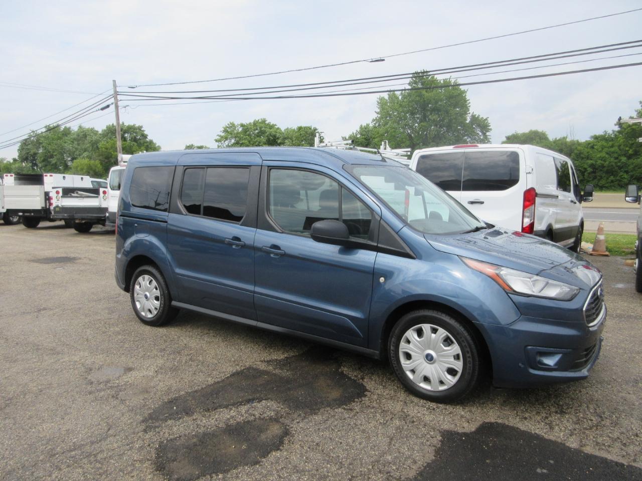 Ford Transit Connect Wagon XLT LWB w/Rear Liftgate 2022