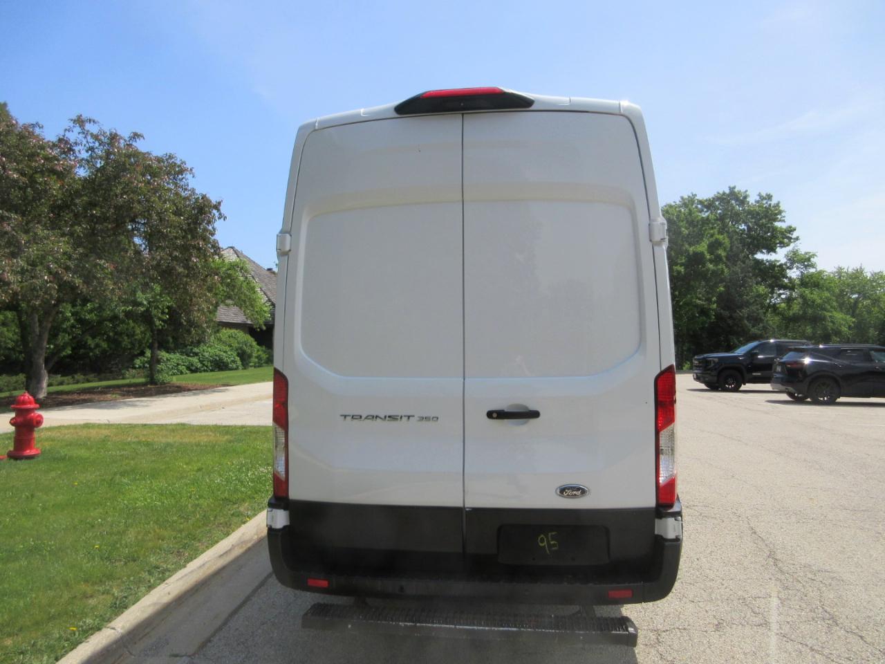 Ford Transit Cargo Van T-350 148" EL Hi Rf 9500 GVWR RWD 2022