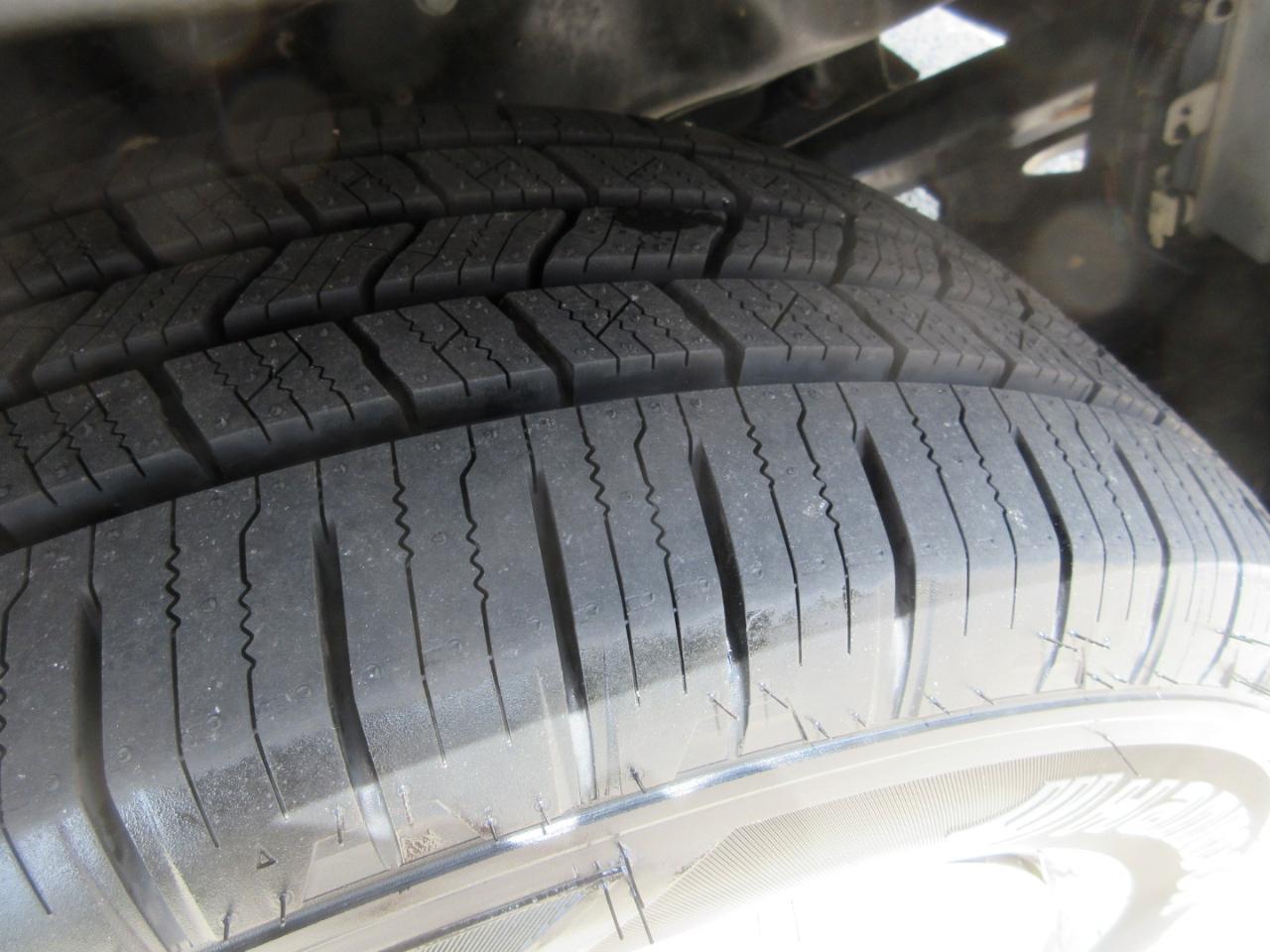 Ford Transit Cargo Van T-350 148" EL Hi Rf 9500 GVWR RWD 2022