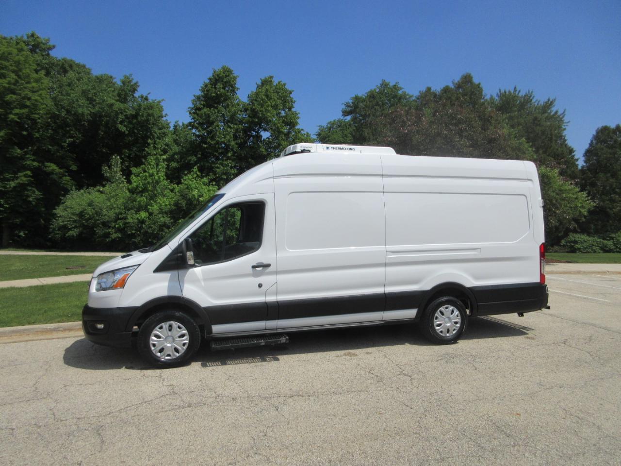 Ford Transit Cargo Van T-350 148" EL Hi Rf 9500 GVWR RWD 2022