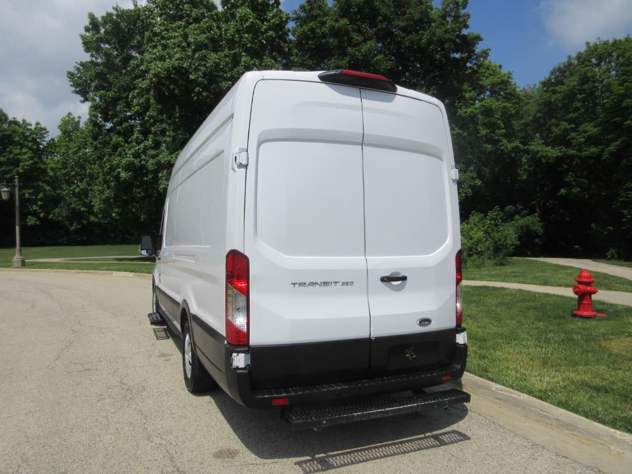 Ford Transit Cargo Van T-350 148" EL Hi Rf 9500 GVWR RWD 2022