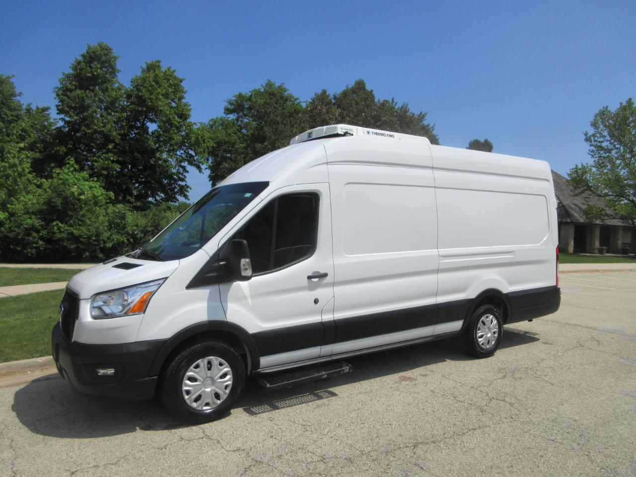 Ford Transit Cargo Van T-350 148" EL Hi Rf 9500 GVWR RWD 2022