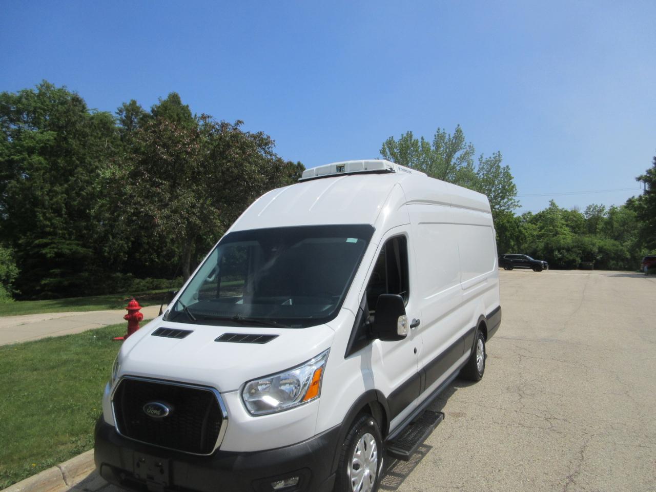 Ford Transit Cargo Van T-350 148" EL Hi Rf 9500 GVWR RWD 2022