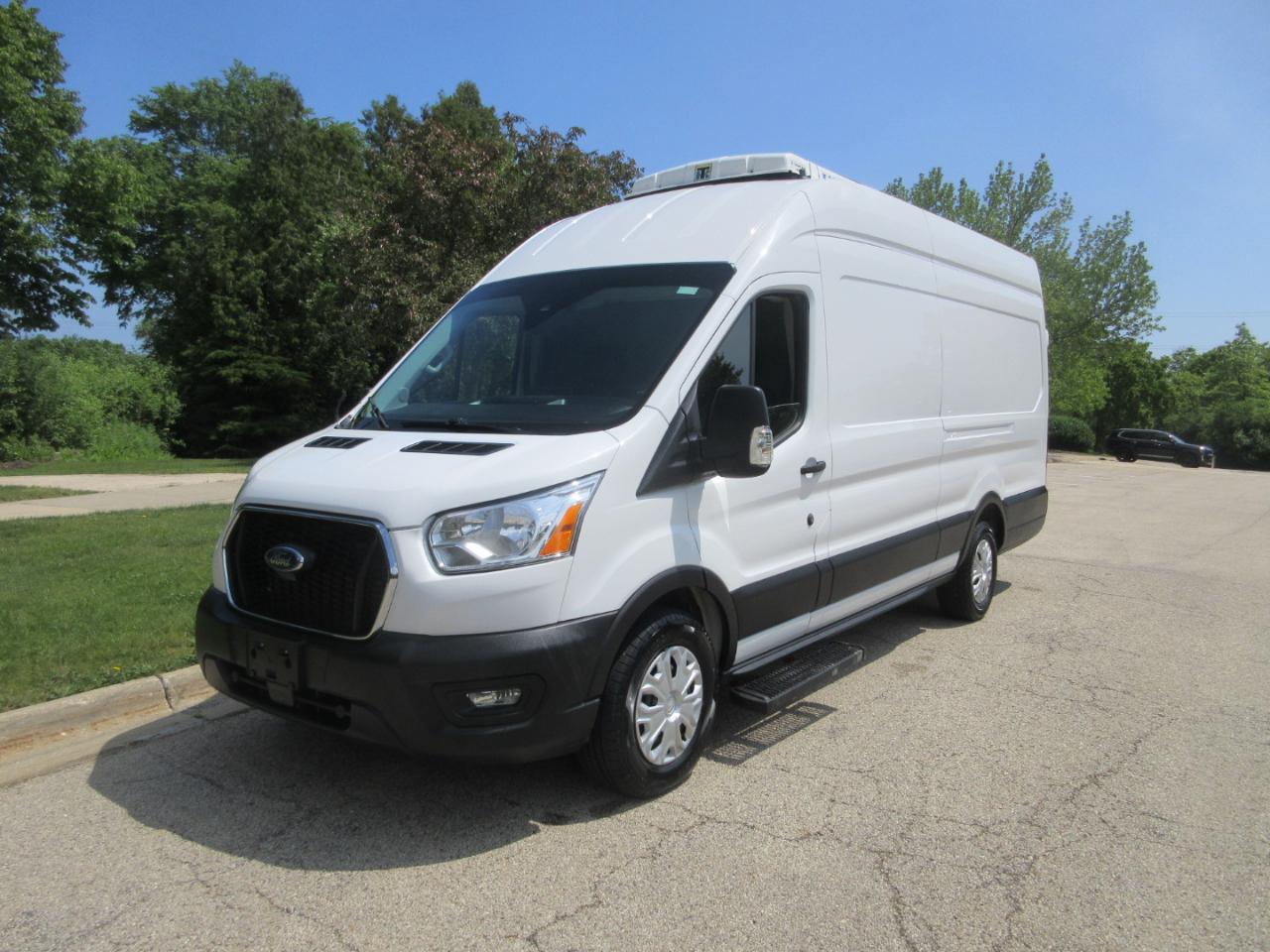 Ford Transit Cargo Van T-350 148" EL Hi Rf 9500 GVWR RWD 2022