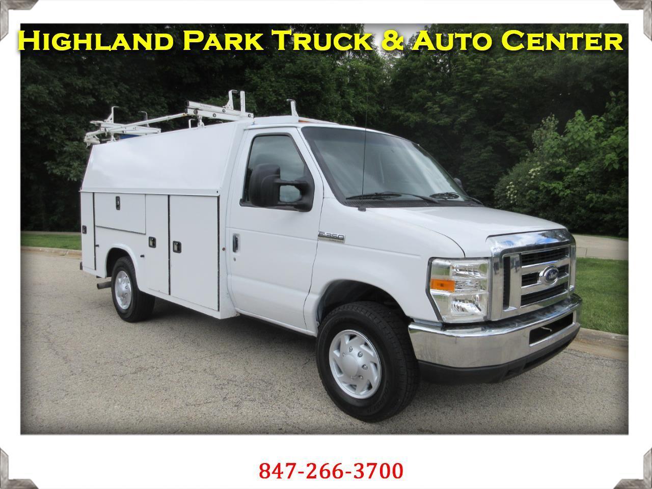 2016 Ford Econoline Commercial Cutaway E-350 Super Duty 138" DRW