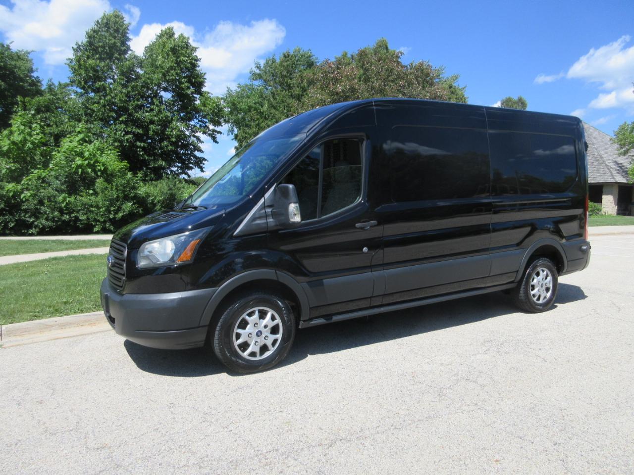 Ford Transit Cargo Van T-250 148" Med Rf 9000 GVWR Sliding RH Dr 2016