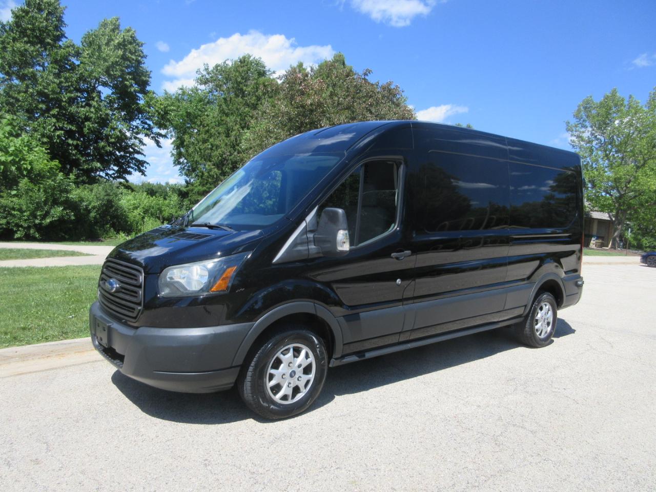 Ford Transit Cargo Van T-250 148" Med Rf 9000 GVWR Sliding RH Dr 2016