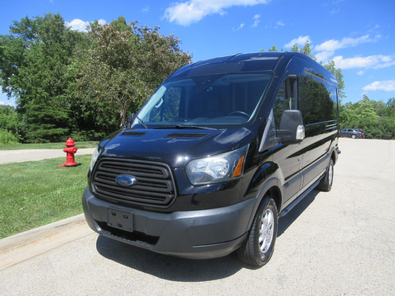 Ford Transit Cargo Van T-250 148" Med Rf 9000 GVWR Sliding RH Dr 2016