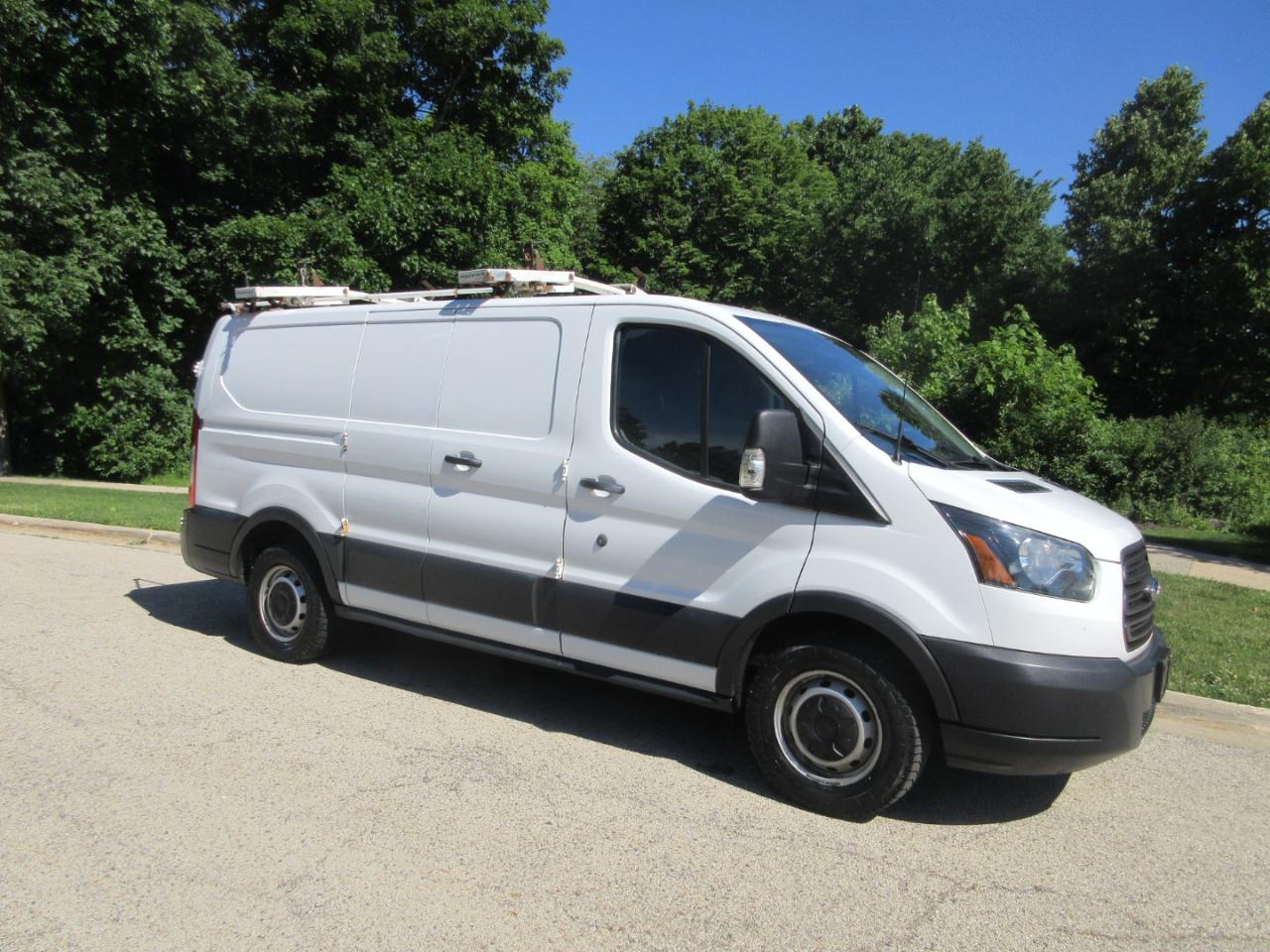 Ford Transit Cargo Van T-150 130" Low Rf 8600 GVWR Swing-Out RH Dr 2015