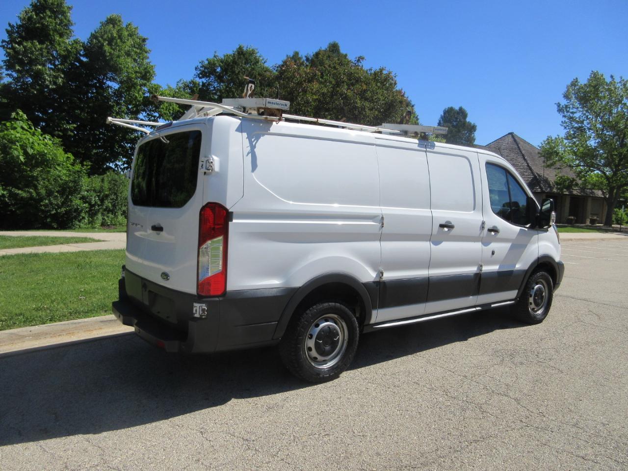 Ford Transit Cargo Van T-150 130" Low Rf 8600 GVWR Swing-Out RH Dr 2015