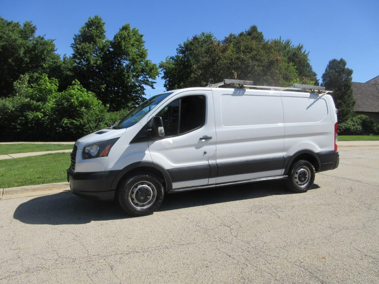 Ford Transit Cargo Van T-150 130" Low Rf 8600 GVWR Swing-Out RH Dr 2015