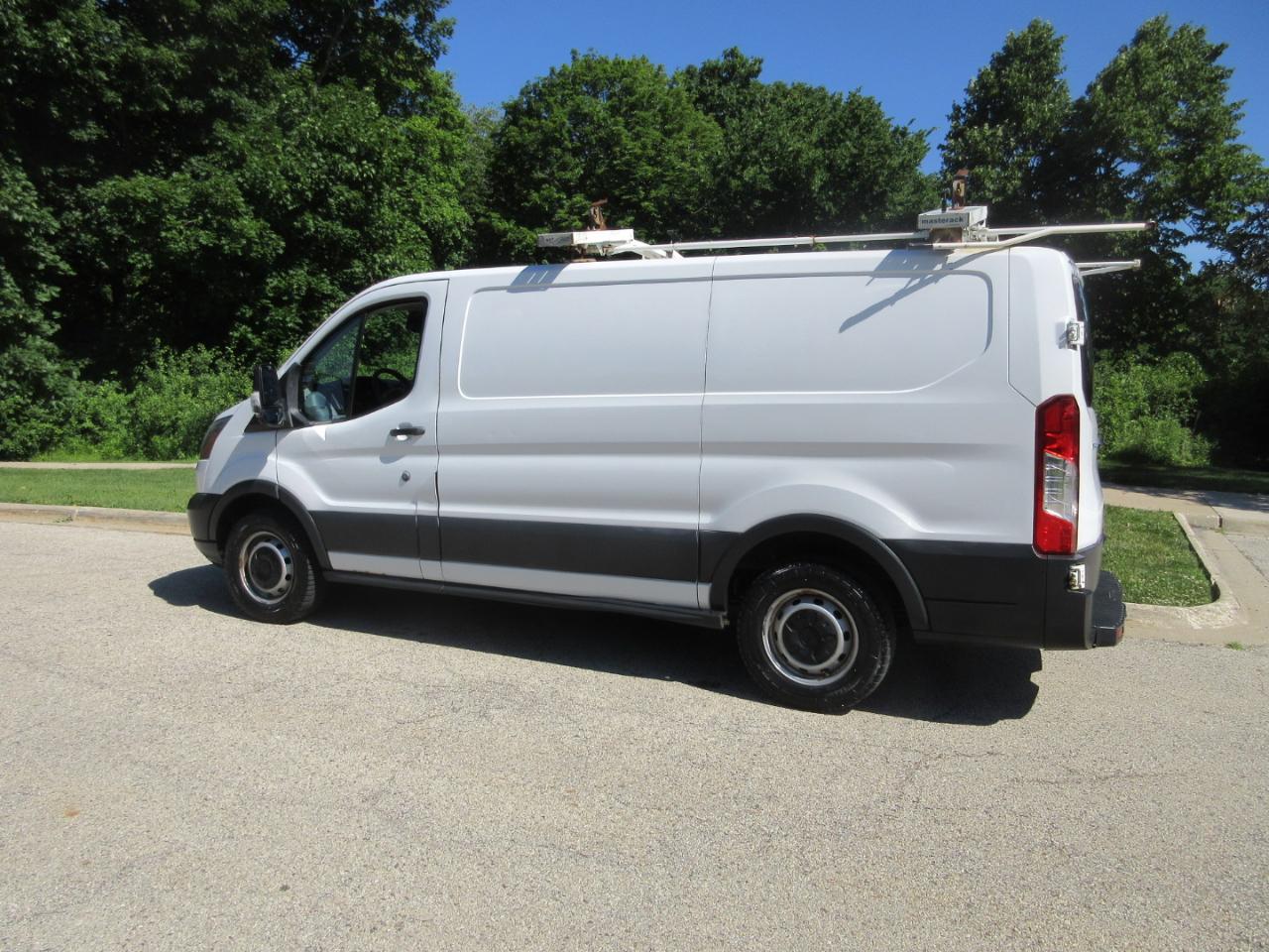 Ford Transit Cargo Van T-150 130" Low Rf 8600 GVWR Swing-Out RH Dr 2015