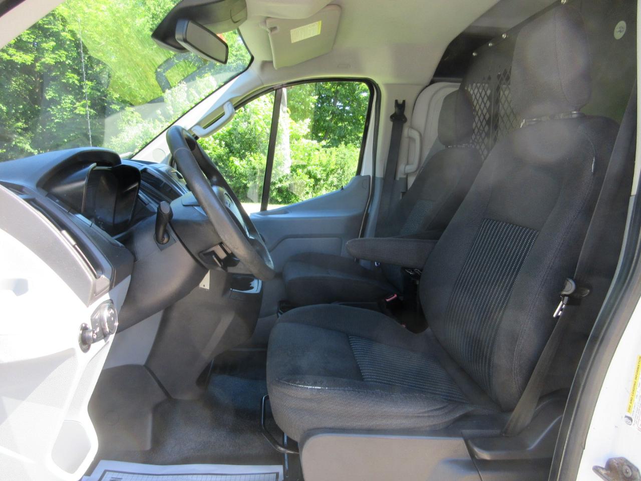 Ford Transit Cargo Van T-150 130" Low Rf 8600 GVWR Swing-Out RH Dr 2015