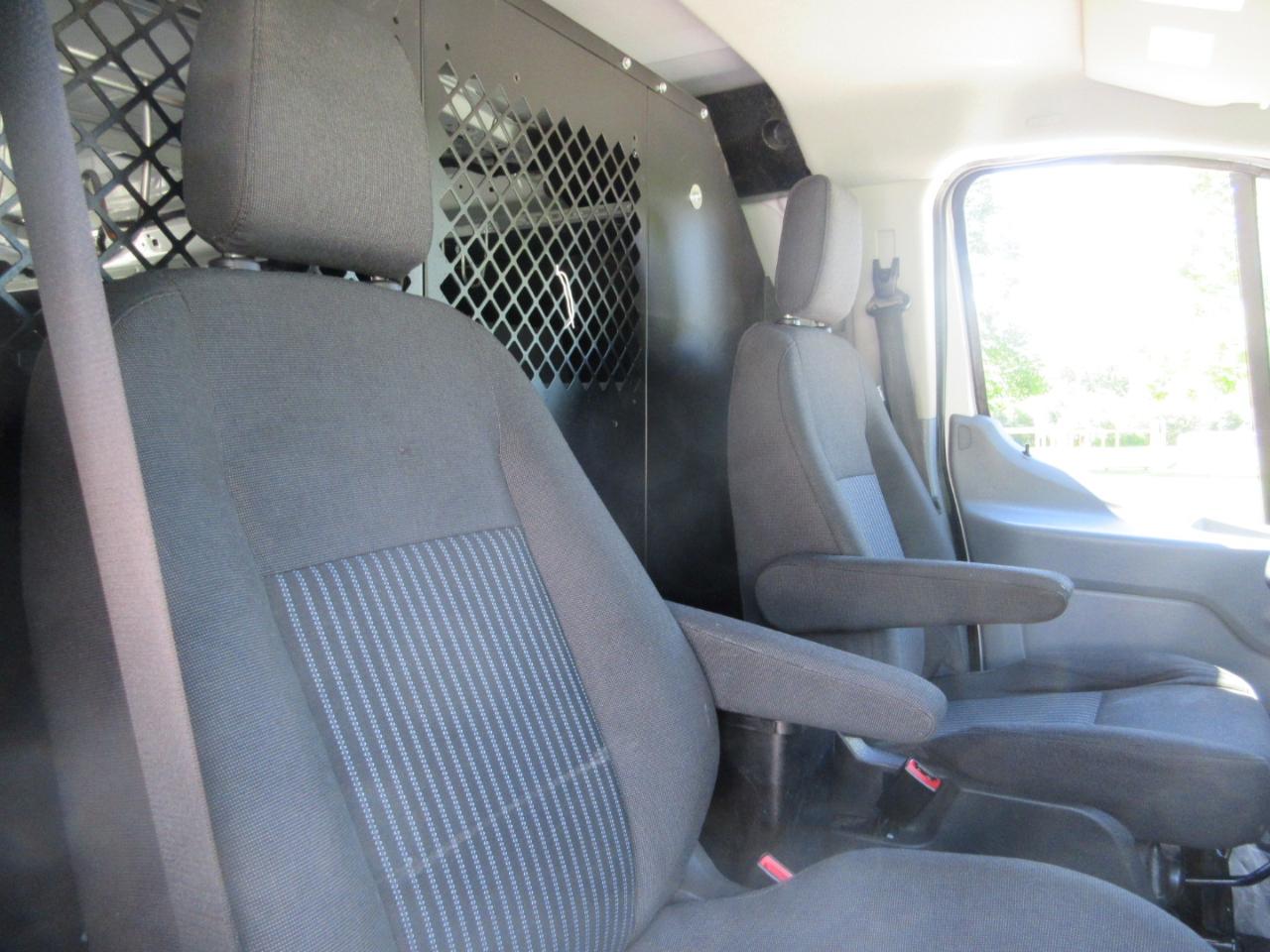 Ford Transit Cargo Van T-150 130" Low Rf 8600 GVWR Swing-Out RH Dr 2015