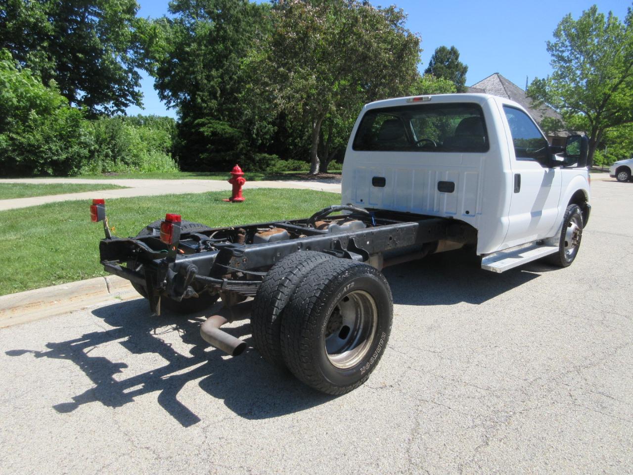 Ford Super Duty F-350 DRW 2WD Reg Cab 165" WB 84" CA XL 2014